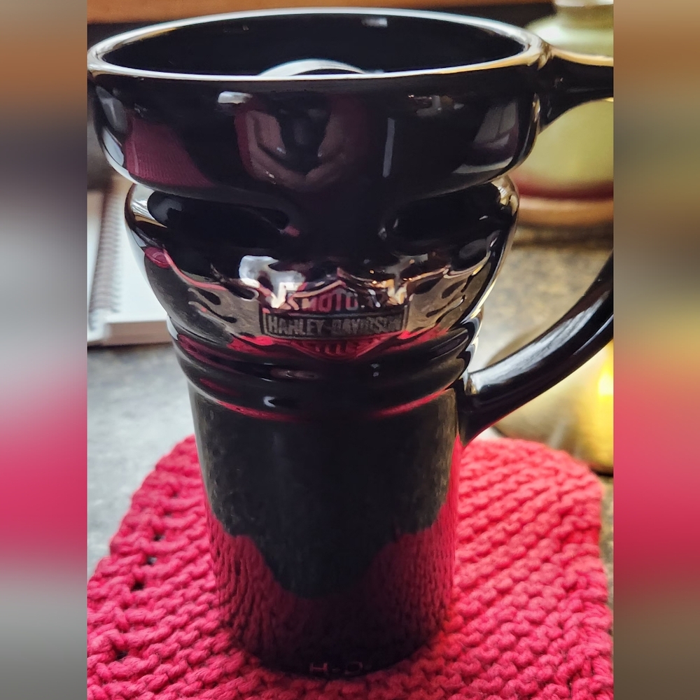 Harley-Davidson Black Glossy Ceramic Coffee Mug